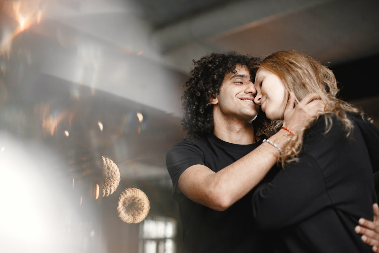 Paradoxul atracției: de ce preferăm uneori intensitatea în locul stabilității